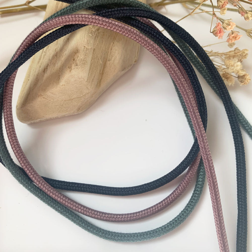 llavero de madera inicial colección comunión inicial floral