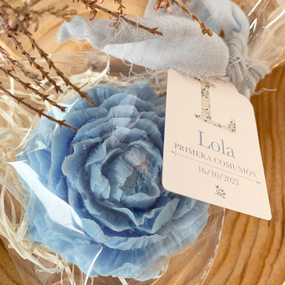 Detalle Primera Comunión Jabón rosa colección inicial estampados florales