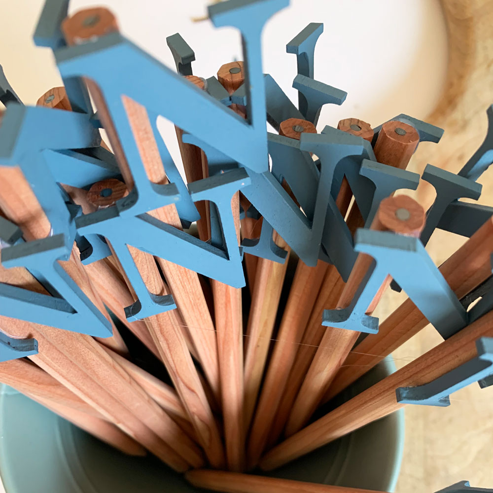 lápiz inicial madera comunión niña