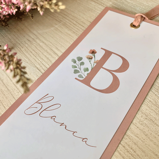 Recordatorio comunión punto de libro "alfabeto floral"