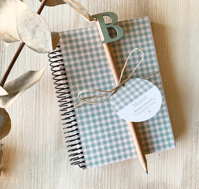 Pack libreta y lápiz comunión estampados geométricos