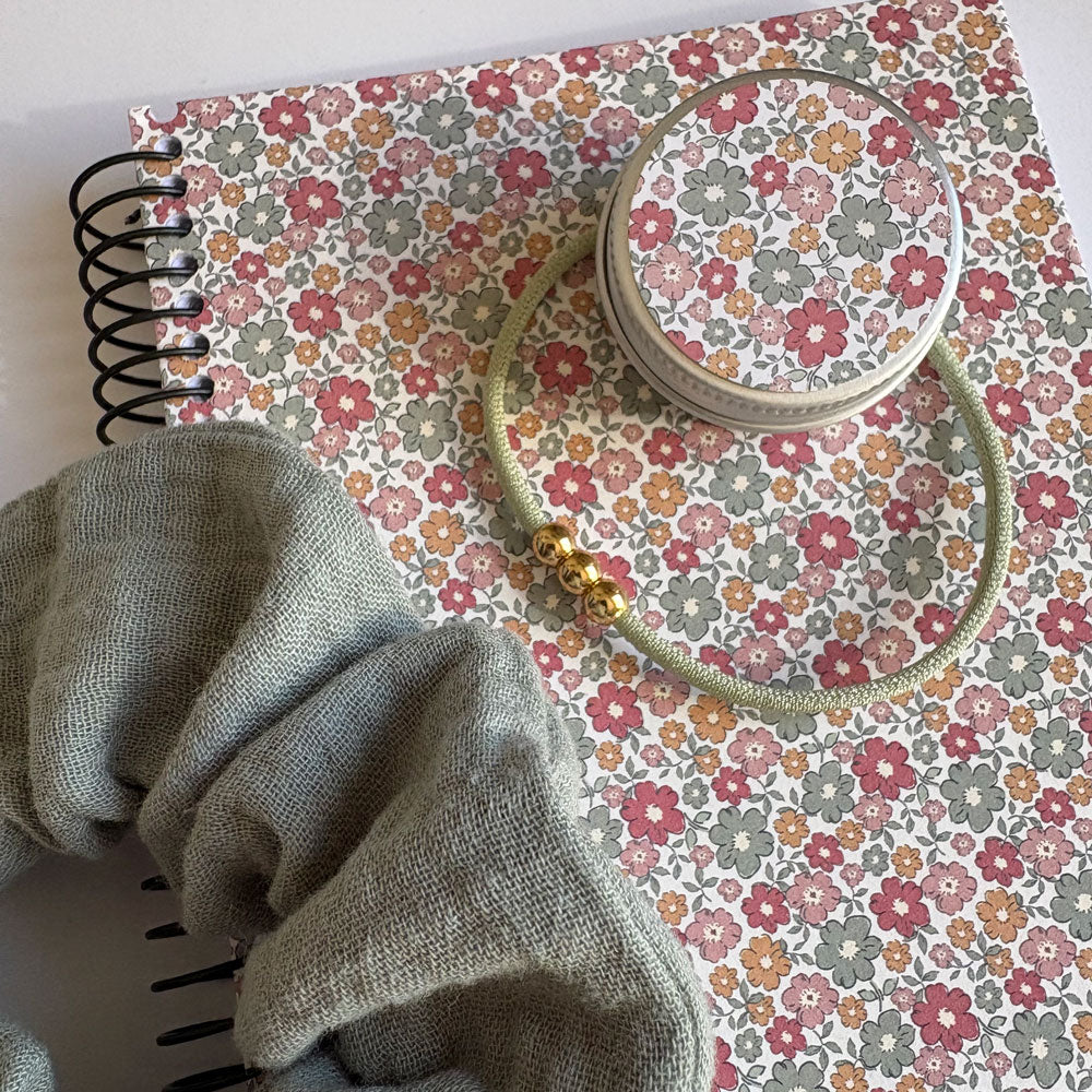 pulsera bolitas