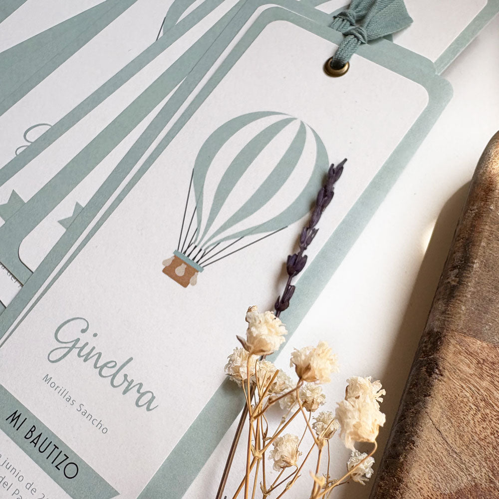 Recordatorio bautizo punto de libro "Globo"